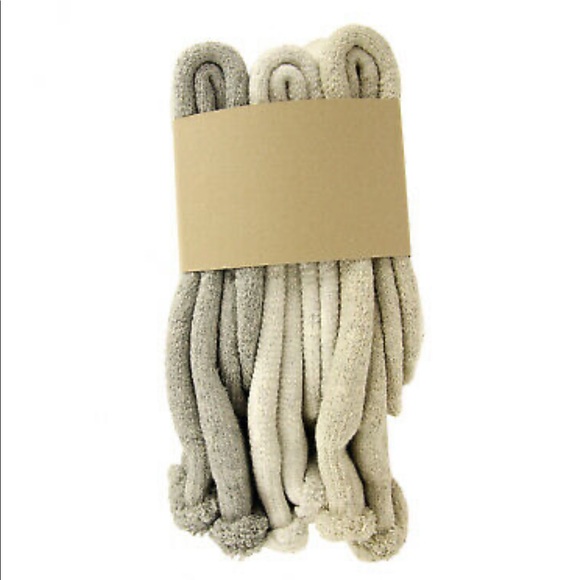 Yeezy Season 7 Bouclette Socks (3pack) - Picture 3 of 11